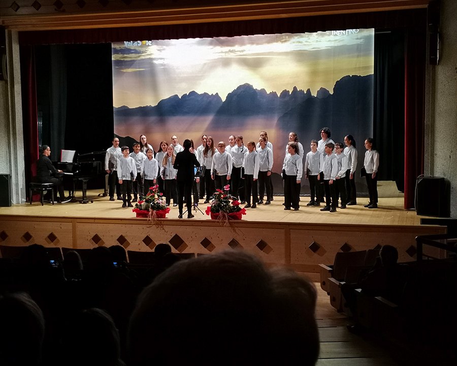 Canto popolare senza età