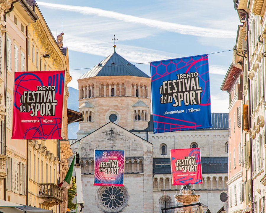 Una città in rosa per Il Festival dello Sport di Trento