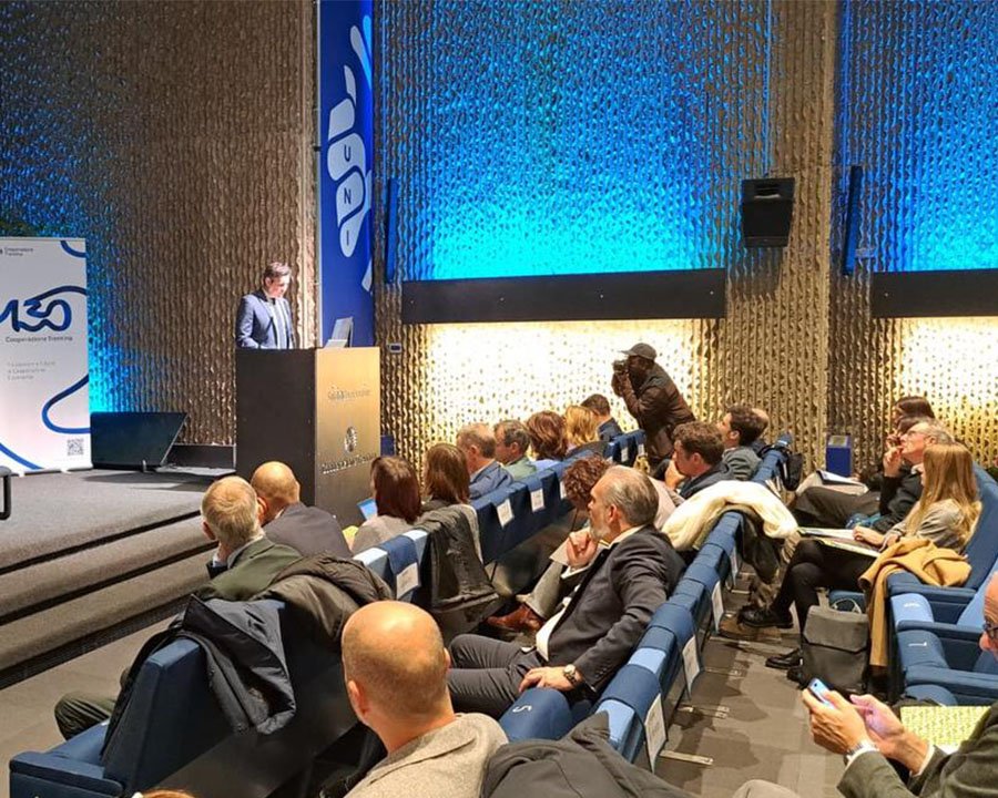 Lavoratori stranieri e mercato del lavoro