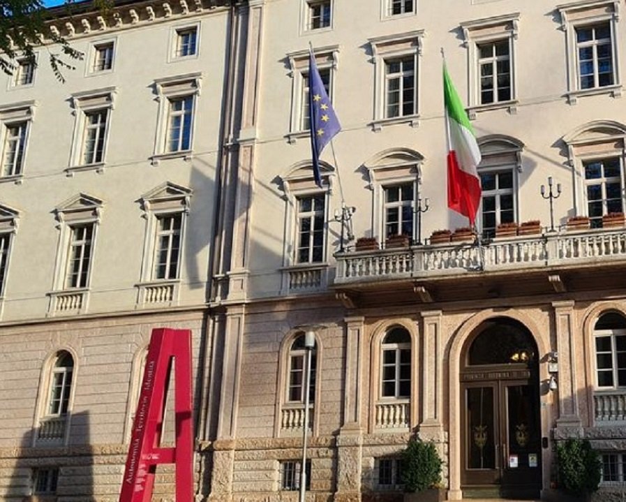 Negozi multiservizi, un milione di euro aggiuntivo per sostenere le attività nei piccoli centri