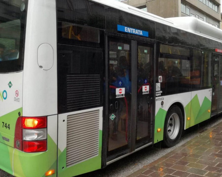 Immobile per rimessaggio bus a Cles, 7.500.000 euro a Trentino Trasporti