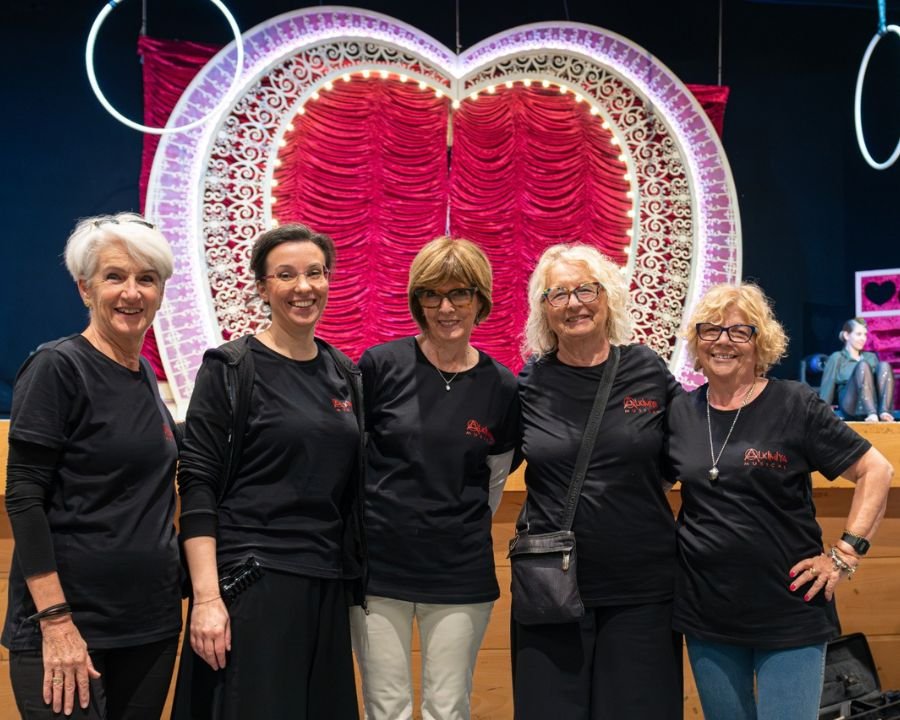 Il Palanaunia di Fondo balla il can-can