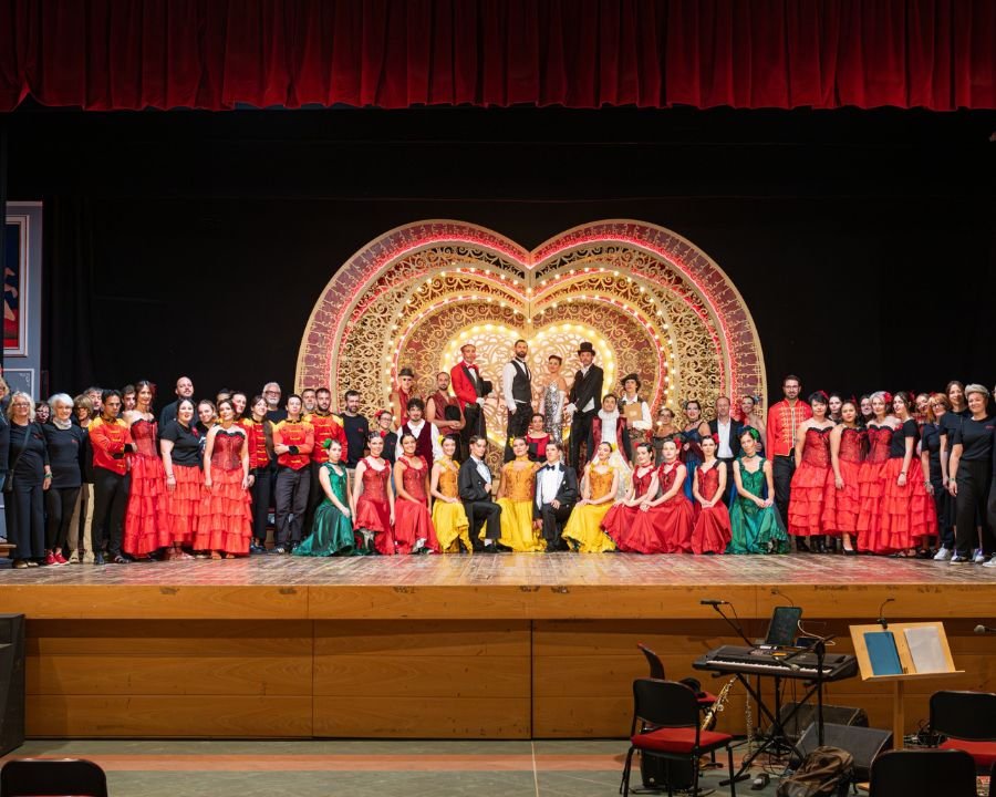 Il Palanaunia di Fondo balla il can-can