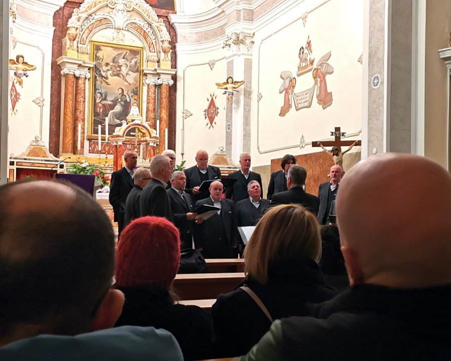 Samoclevo celebra la sua chiesa a 200 anni dalla consacrazione