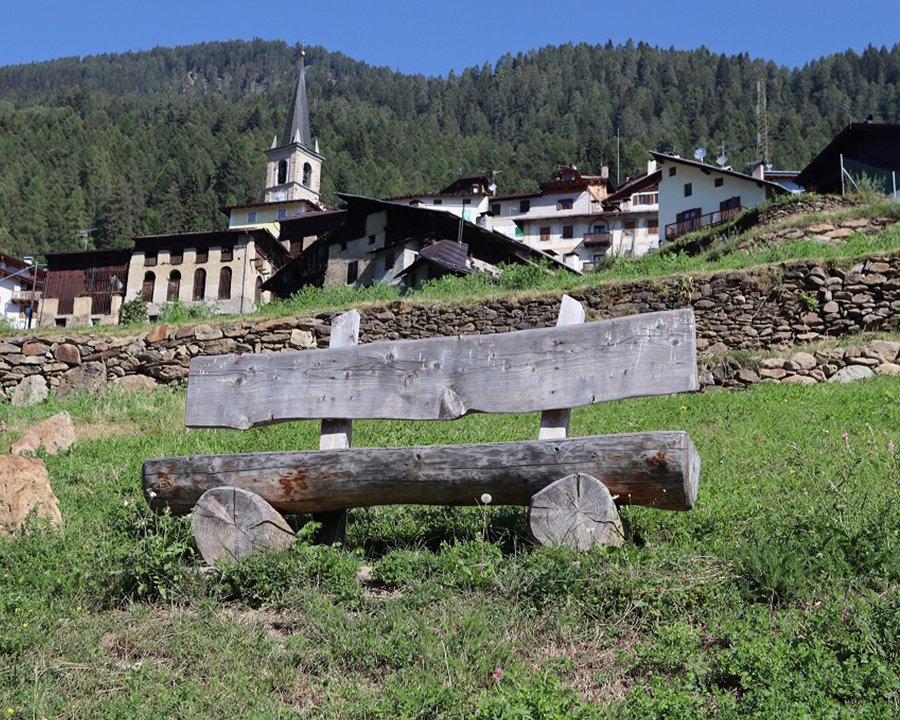 Termenago racconta la rinascita di un borgo