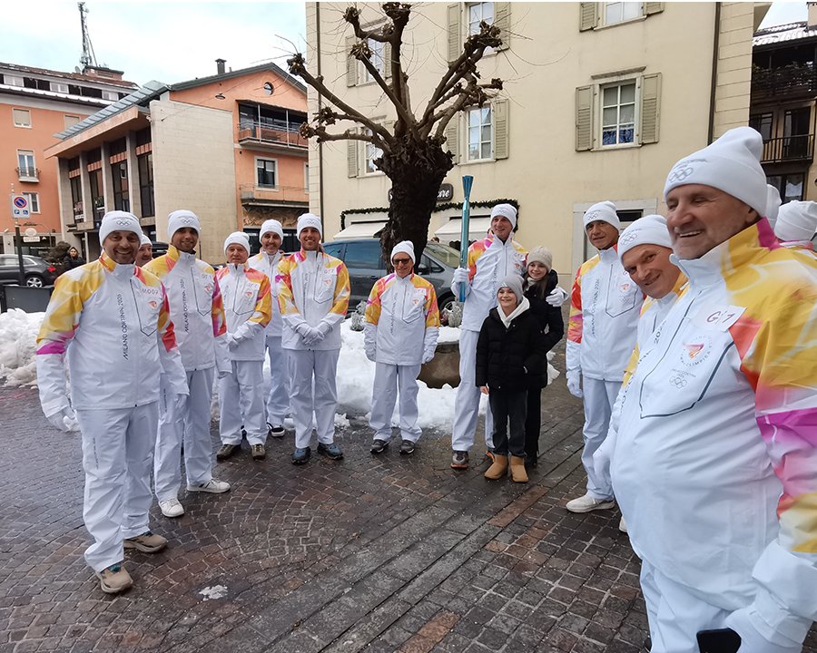 Una festa corale per la fiaccola olimpica