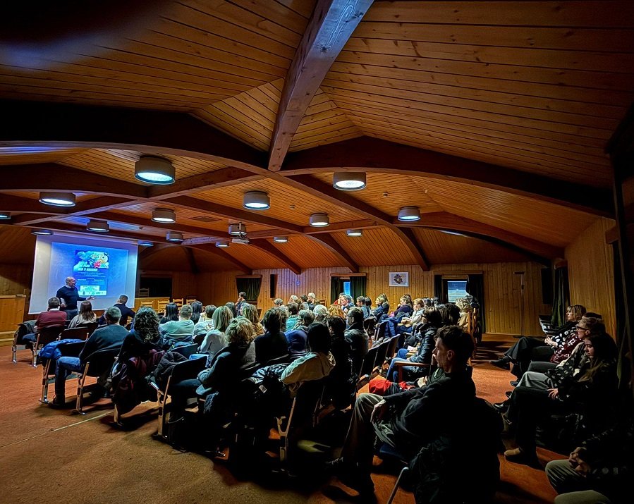 Un patto digitale per le nuove generazioni