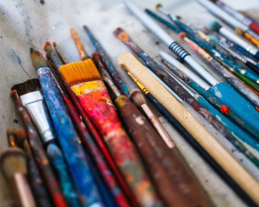 Malé, la sala comunale cerca artisti per una nuova mostra