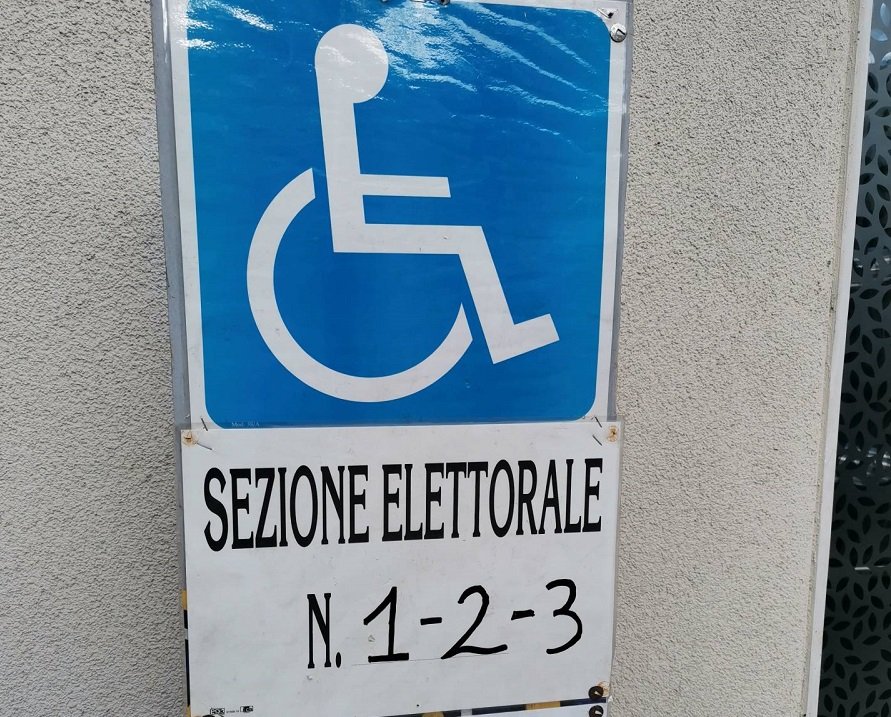 Referendum, affluenza record a Sfruz, ai minimi a Cis