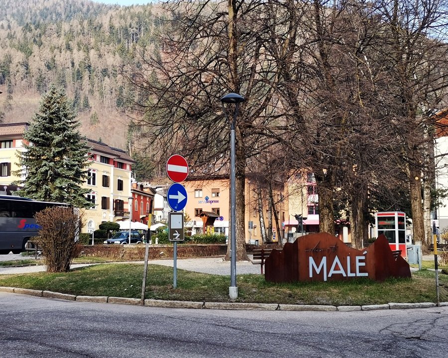 Chiude l’ufficio postale di Malé