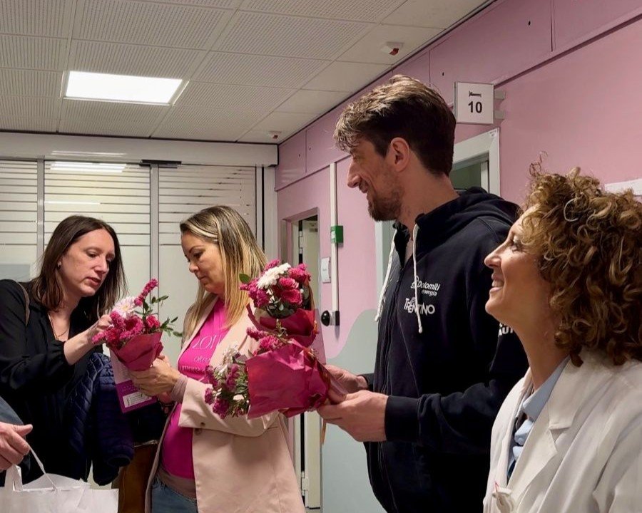 Toto Forray e Lotus al fianco delle donne