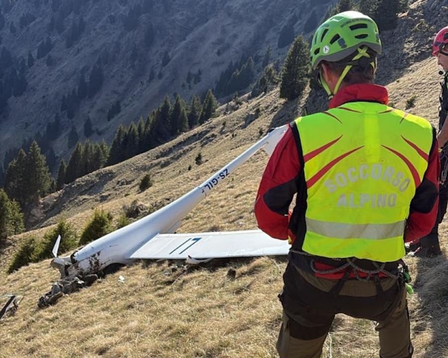 Un aliante è precipitato sul monte Pin: deceduto il pilota